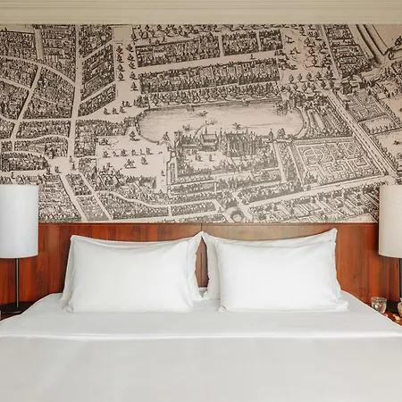 Babylon Hotel