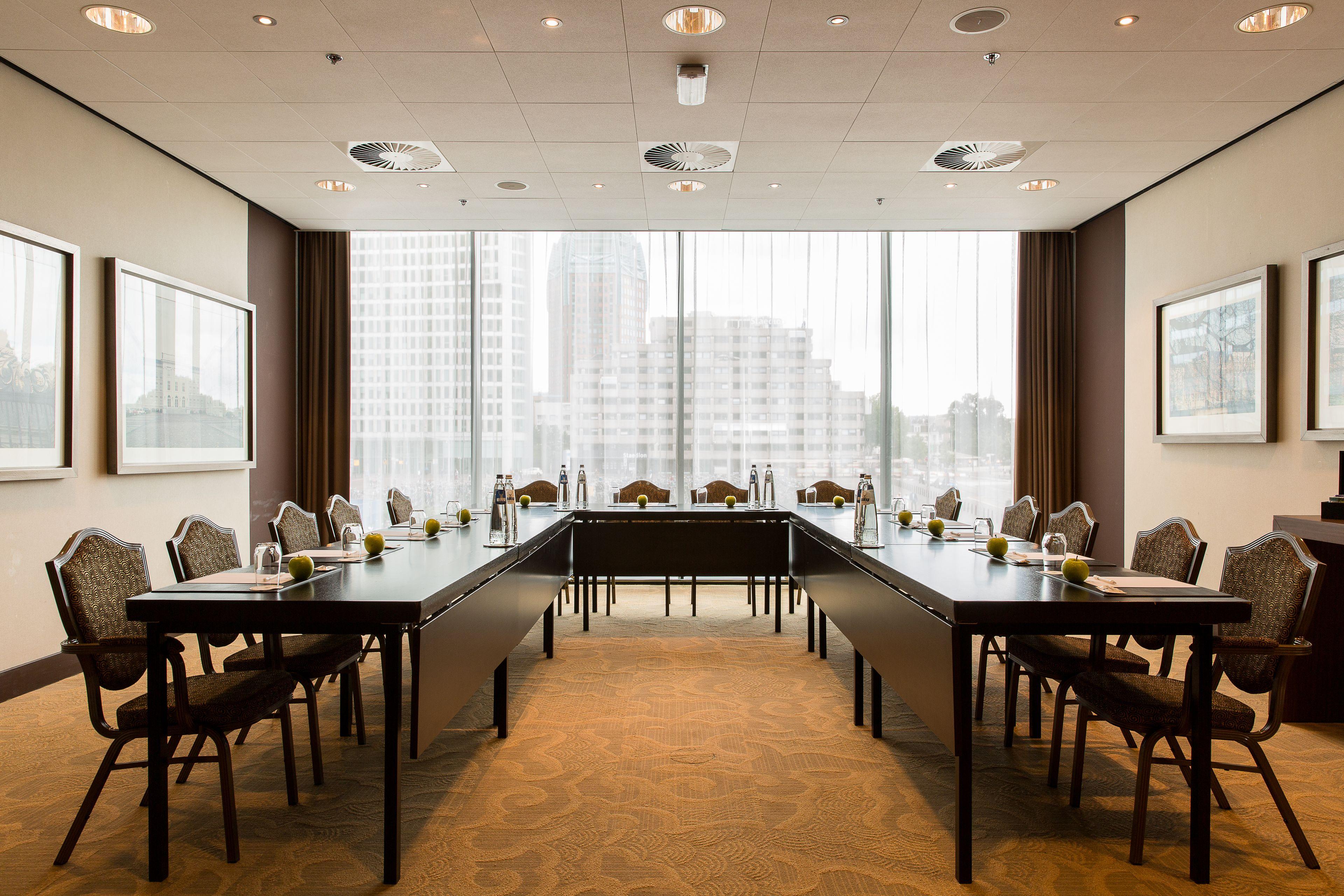 Hotel Leonardo Babylon Den Haag