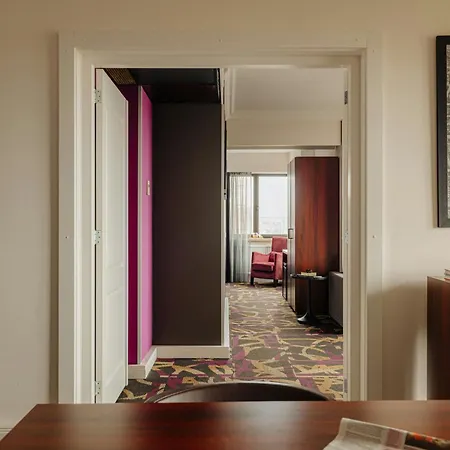 Babylon Hotel 4*